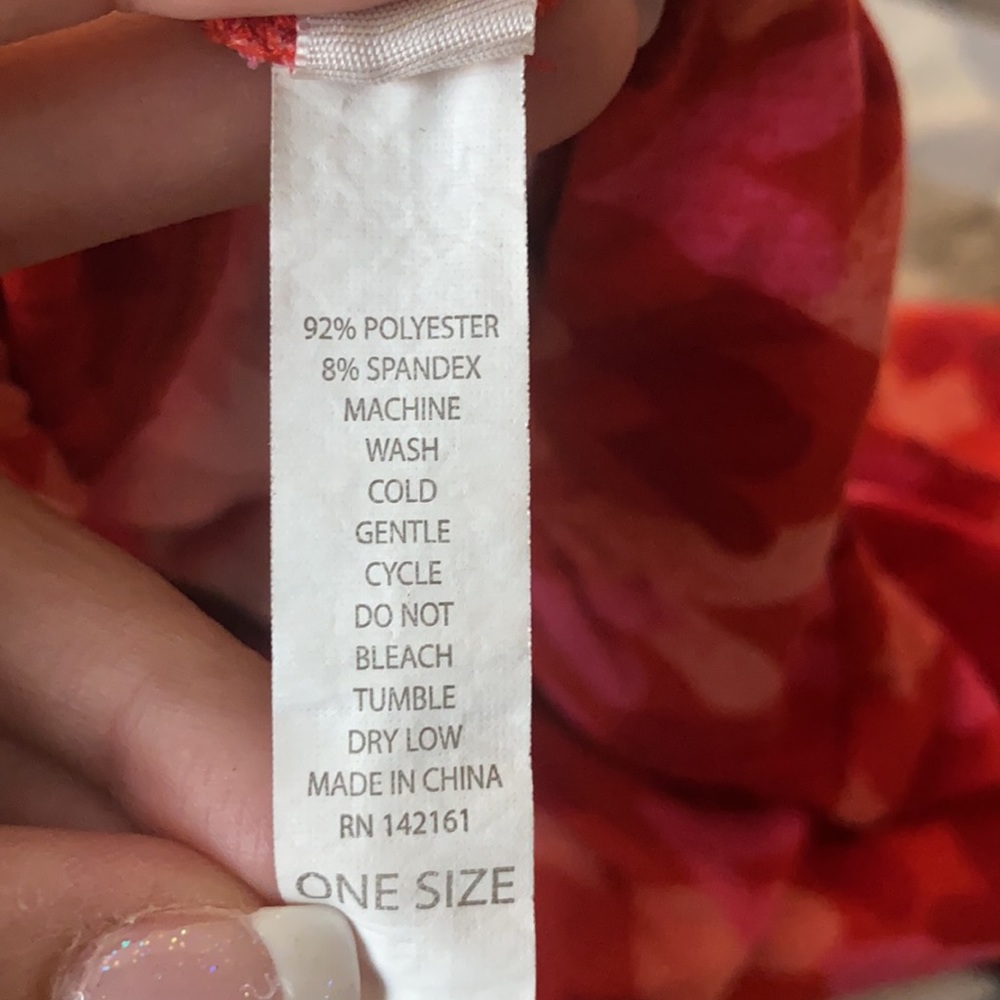 Lularoe valentines leggings size OS (L-13) - Picture 5 of 5